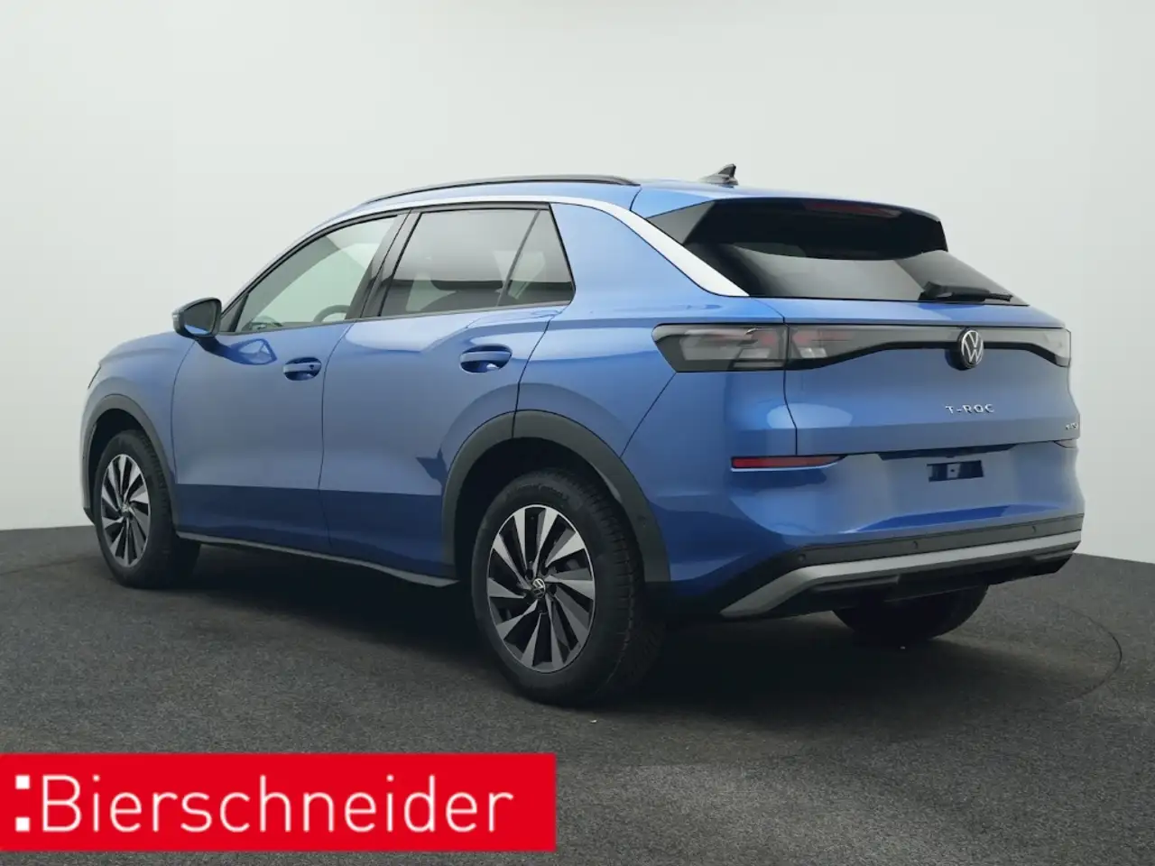 Volkswagen T-Roc 3