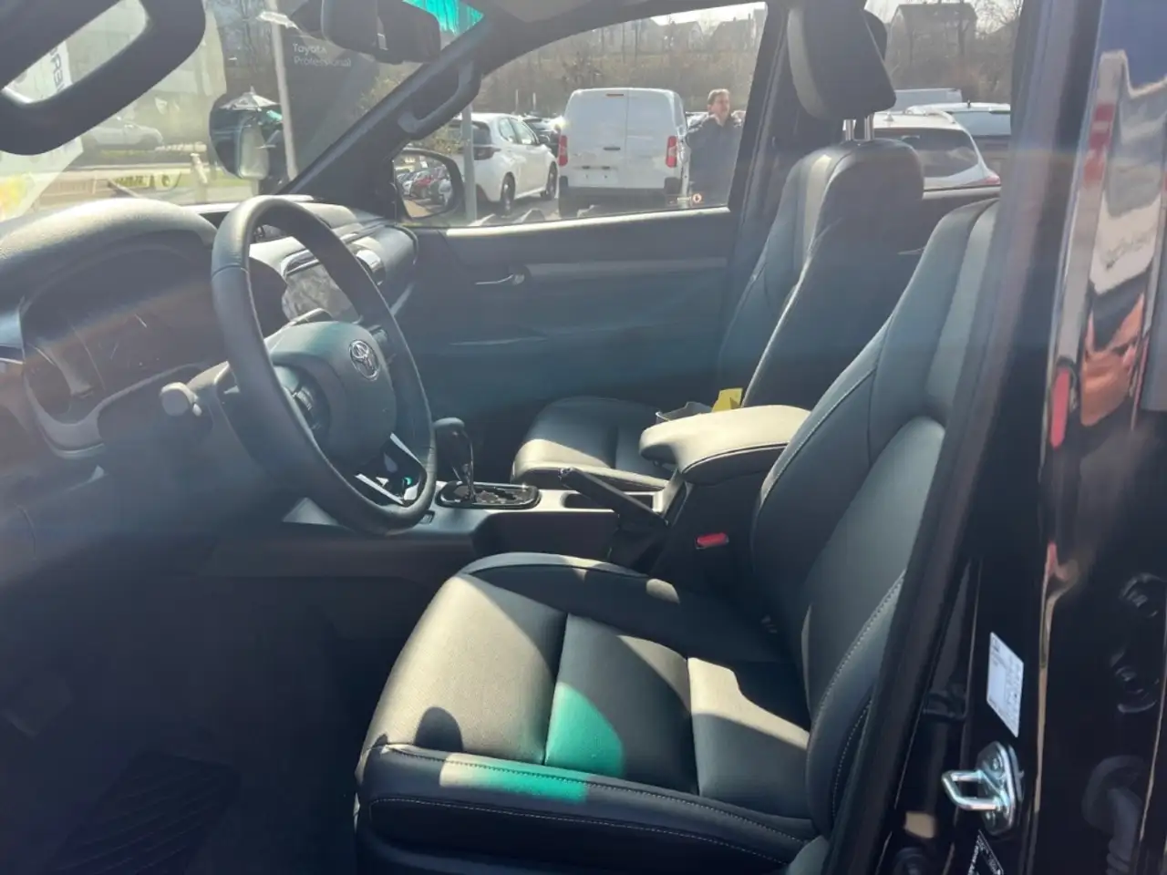 Toyota Hilux 12