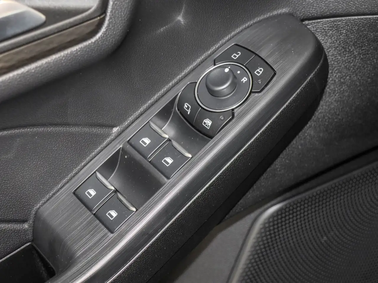 Ford Kuga 13