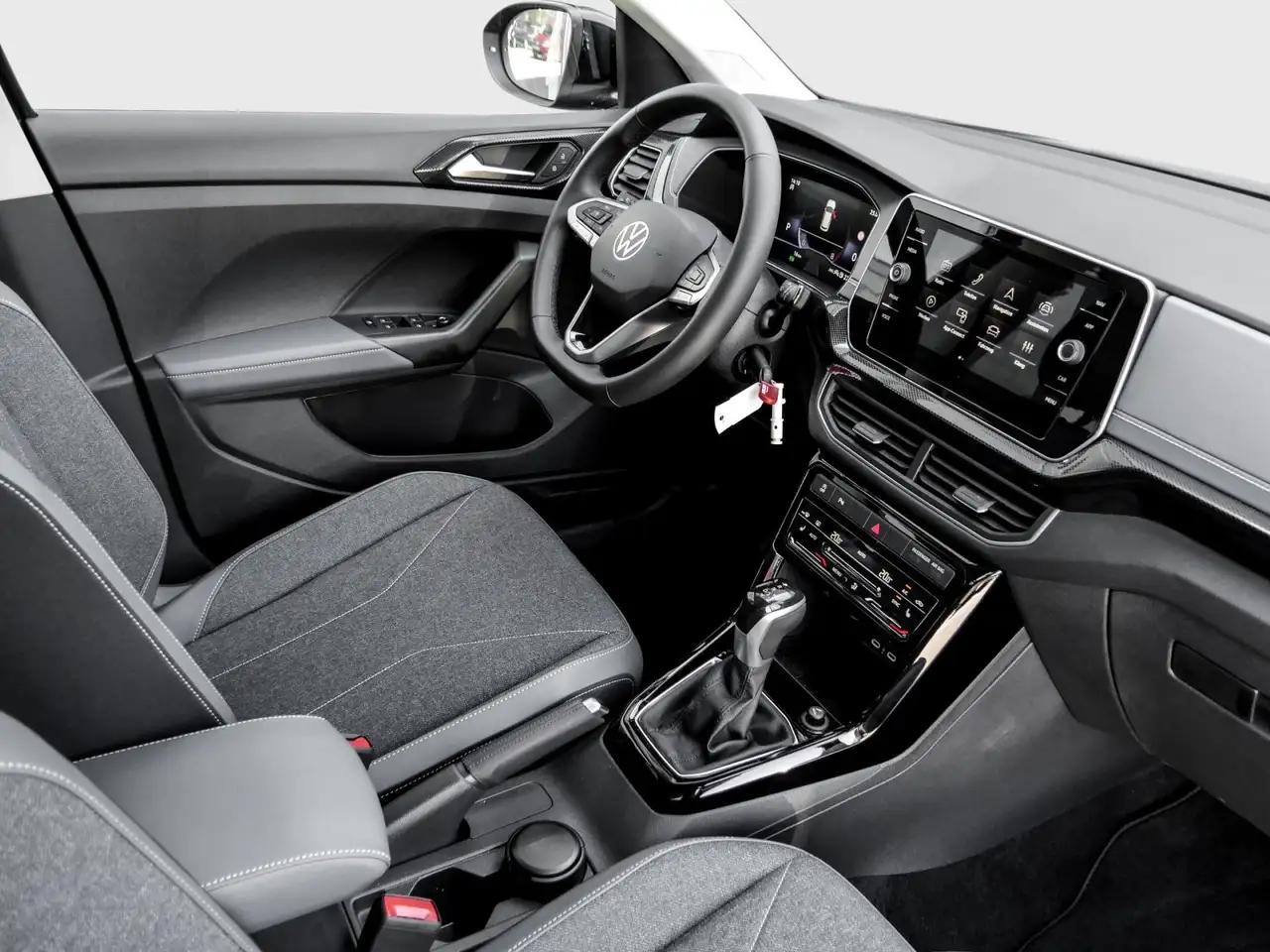 Volkswagen T-Cross 3