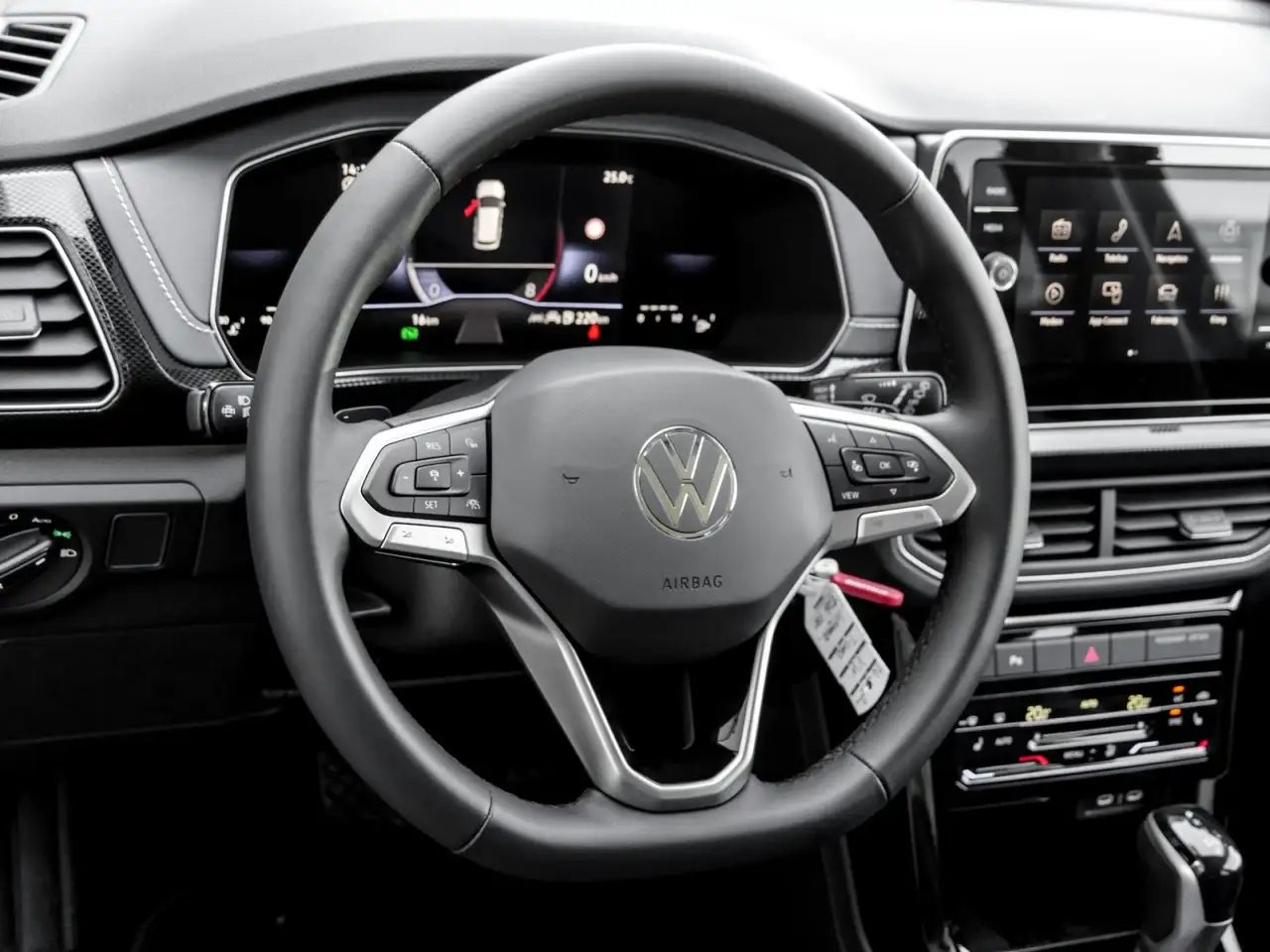 Volkswagen T-Cross 9