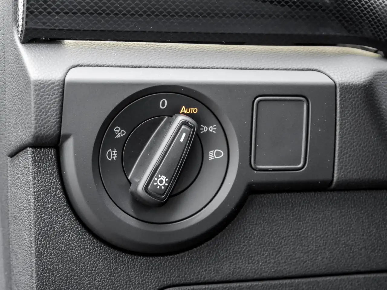 Volkswagen T-Cross 14
