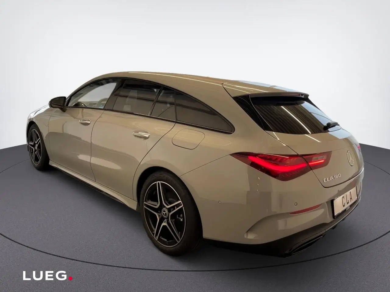 Mercedes-Benz CLA 180 4