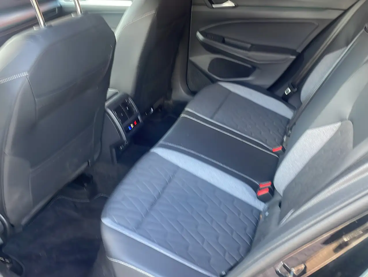 Volkswagen Golf 12
