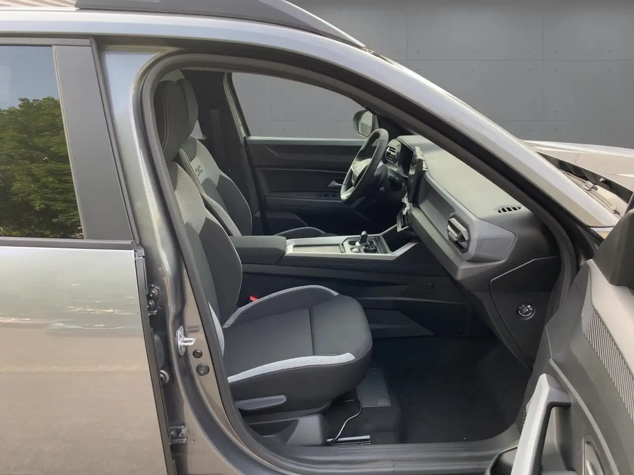 Dacia Bigster 11