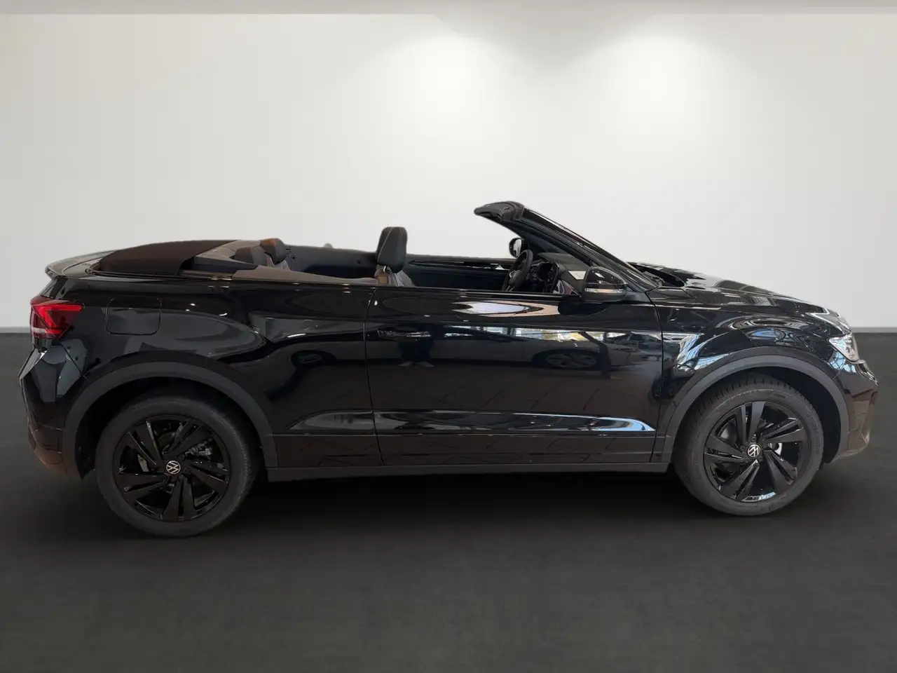 Volkswagen T-Roc 4