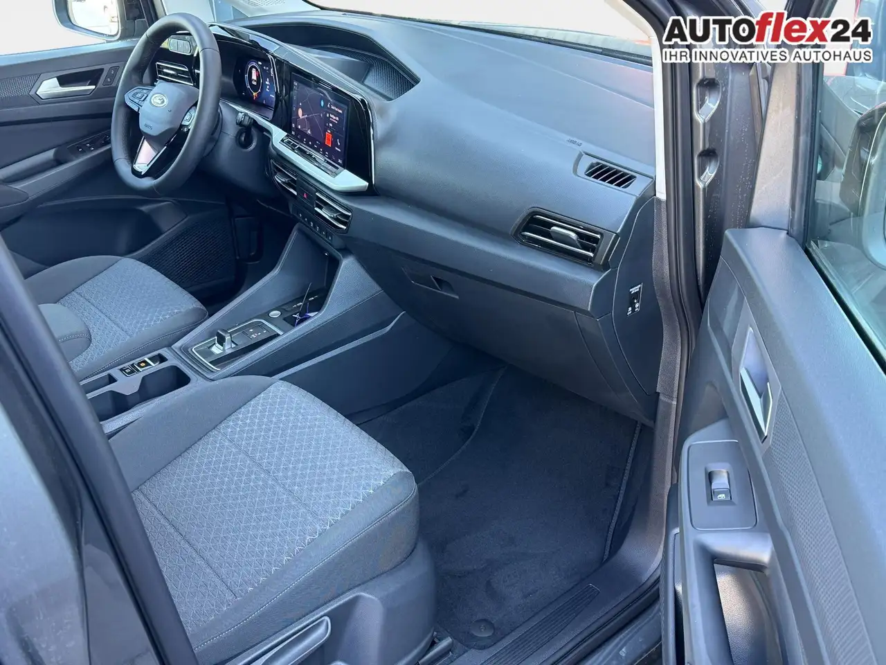 Ford Grand 10
