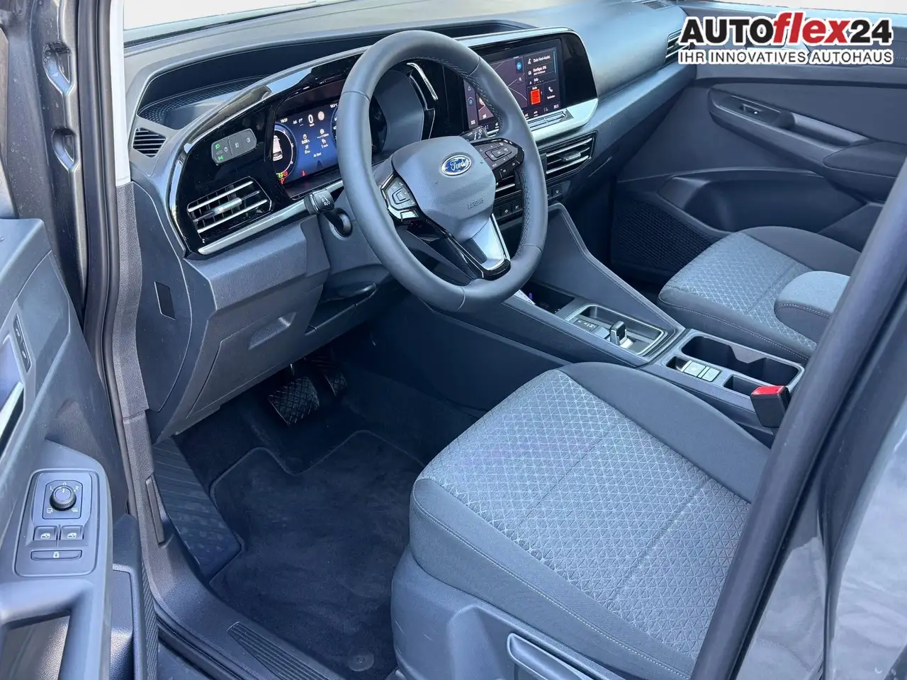 Ford Grand 12