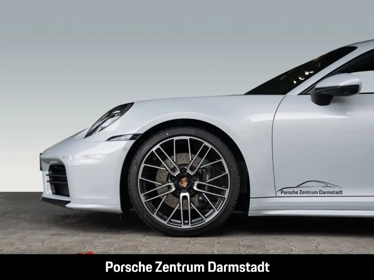 Porsche 992 911 13