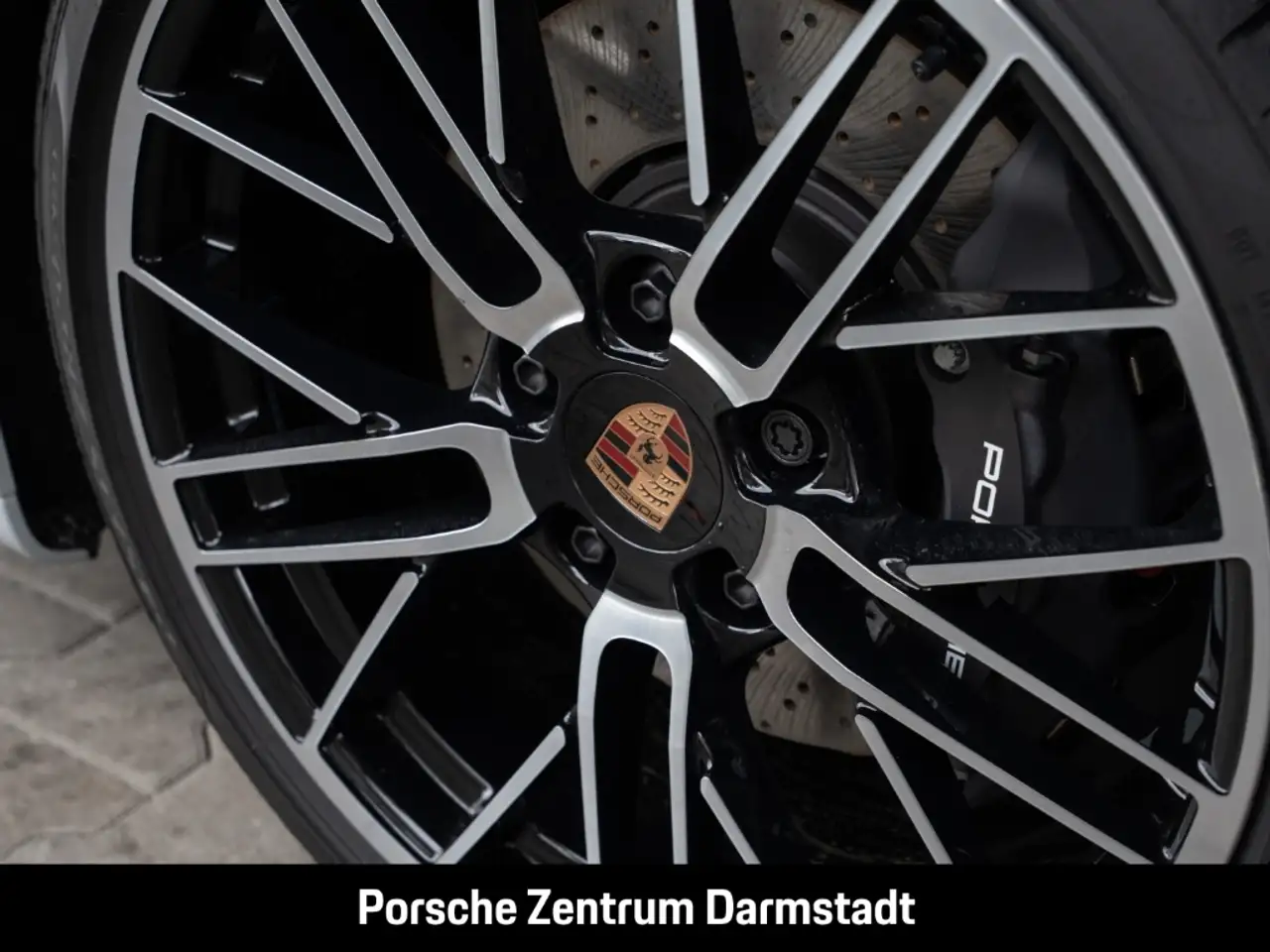 Porsche 992 911 15