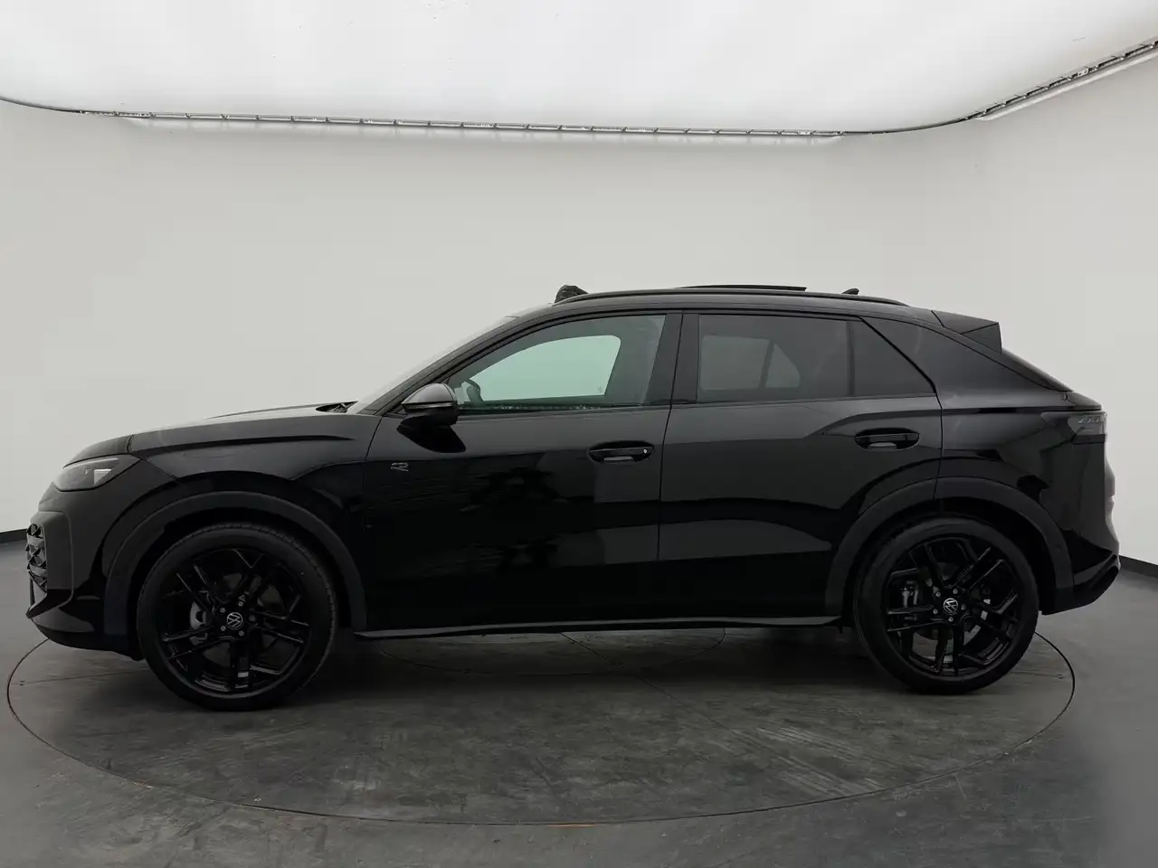 Volkswagen T-Roc 6