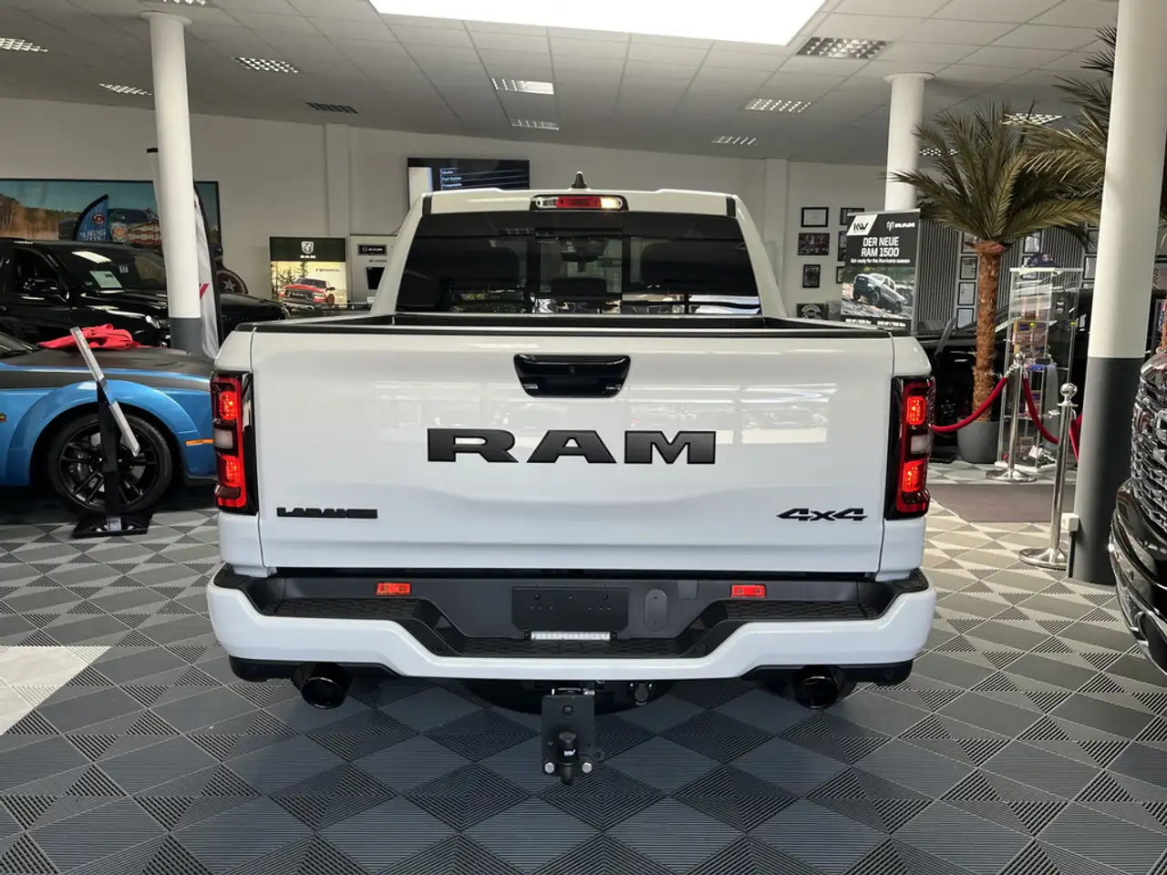 Dodge RAM 7