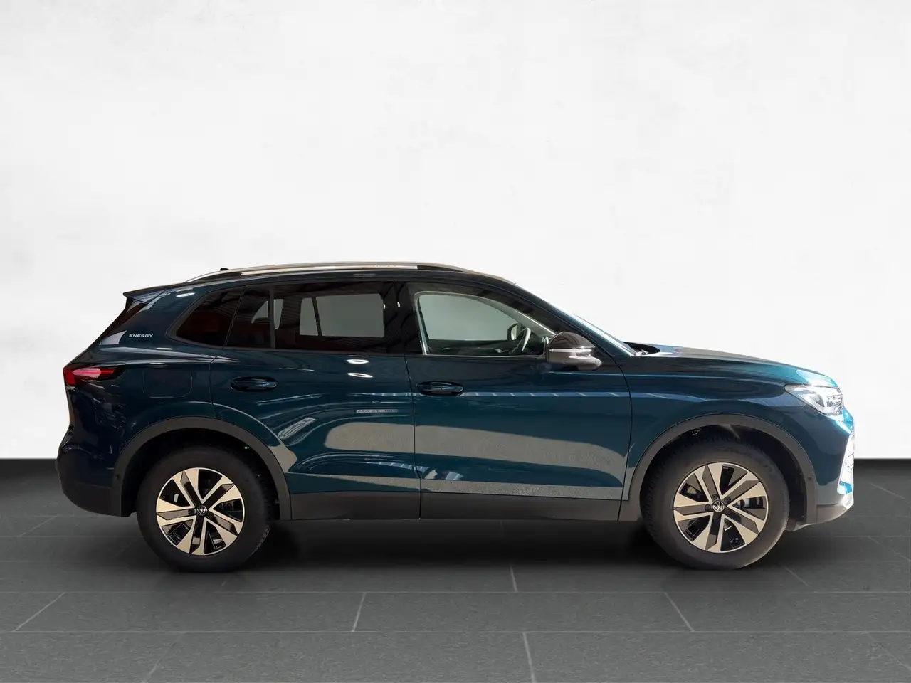 Volkswagen Tiguan 6