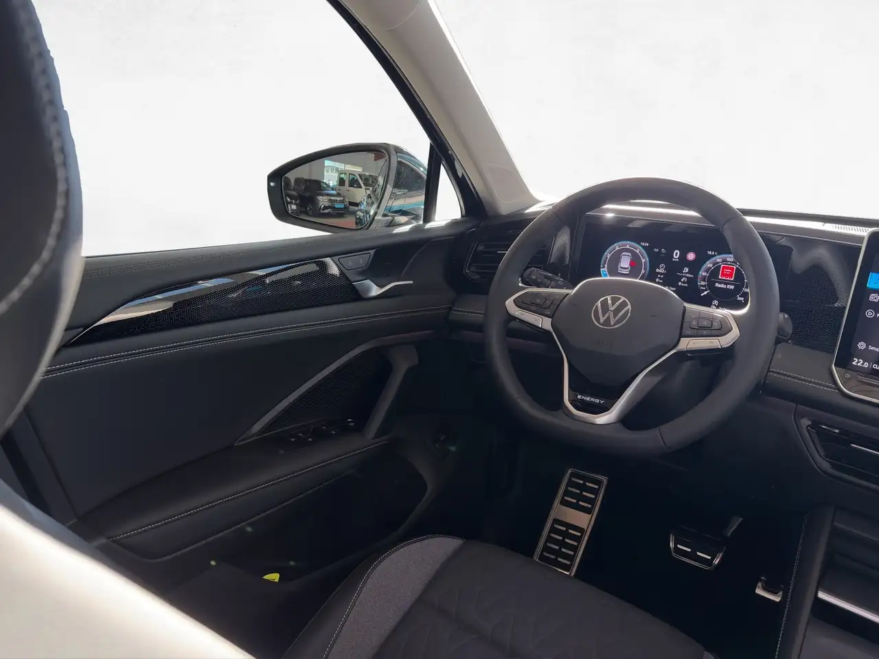 Volkswagen Tiguan 16