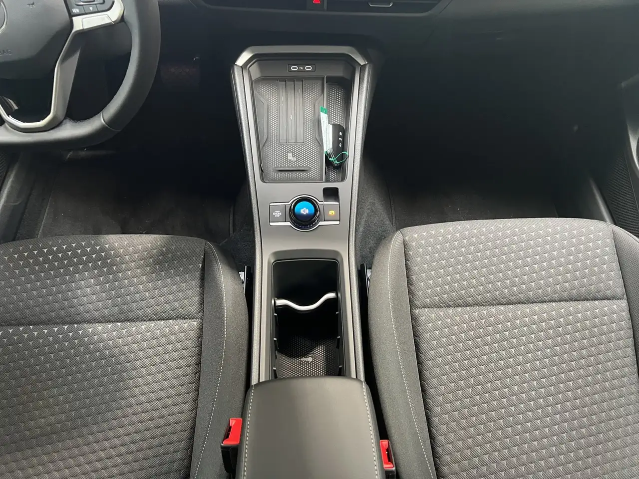 Volkswagen T-Roc 14