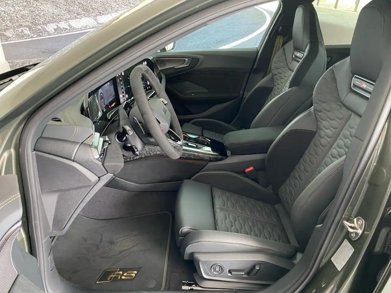 Audi RS5 4