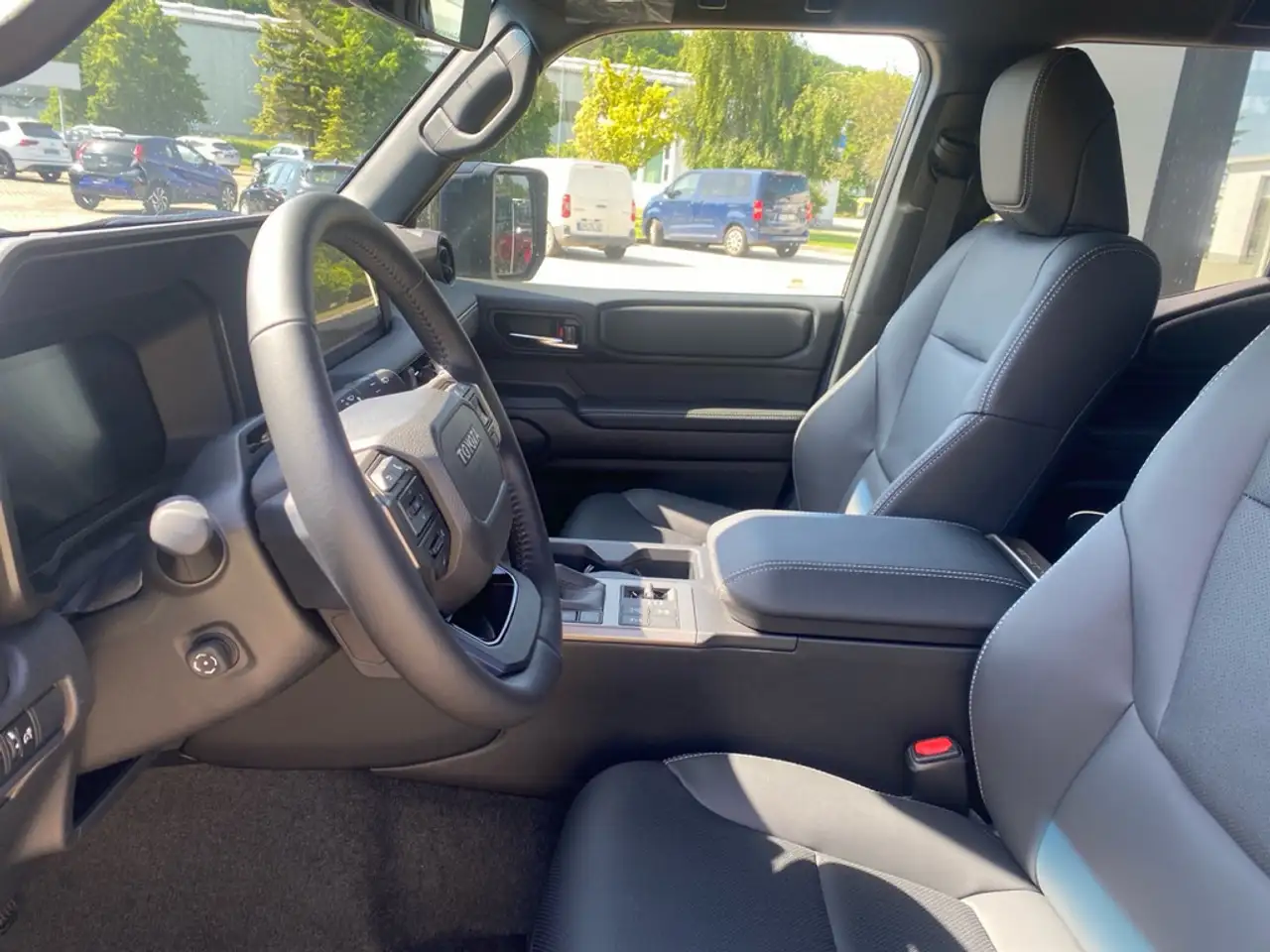 Toyota Land Cruiser 9