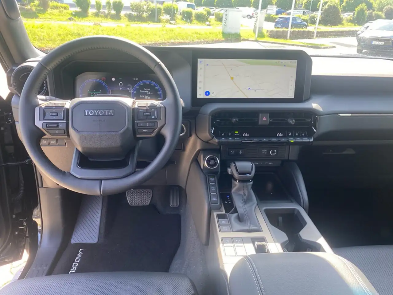 Toyota Land Cruiser 10