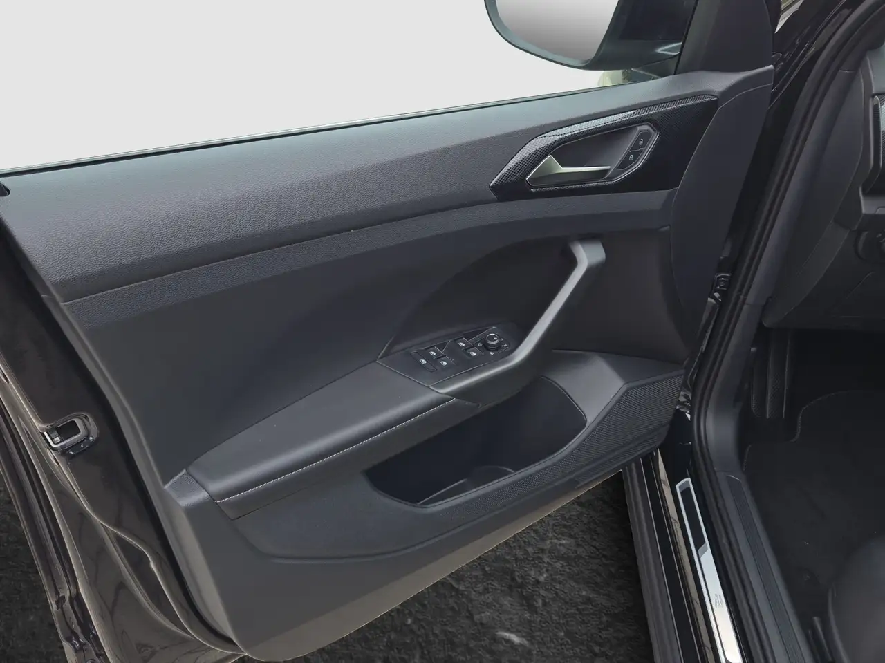 Volkswagen T-Cross 6