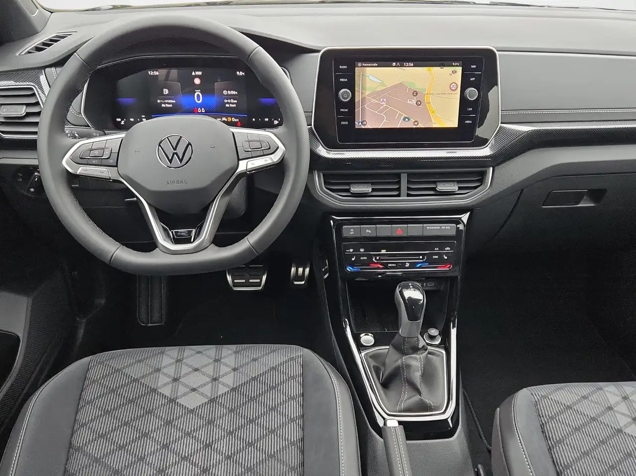 Volkswagen T-Cross 8