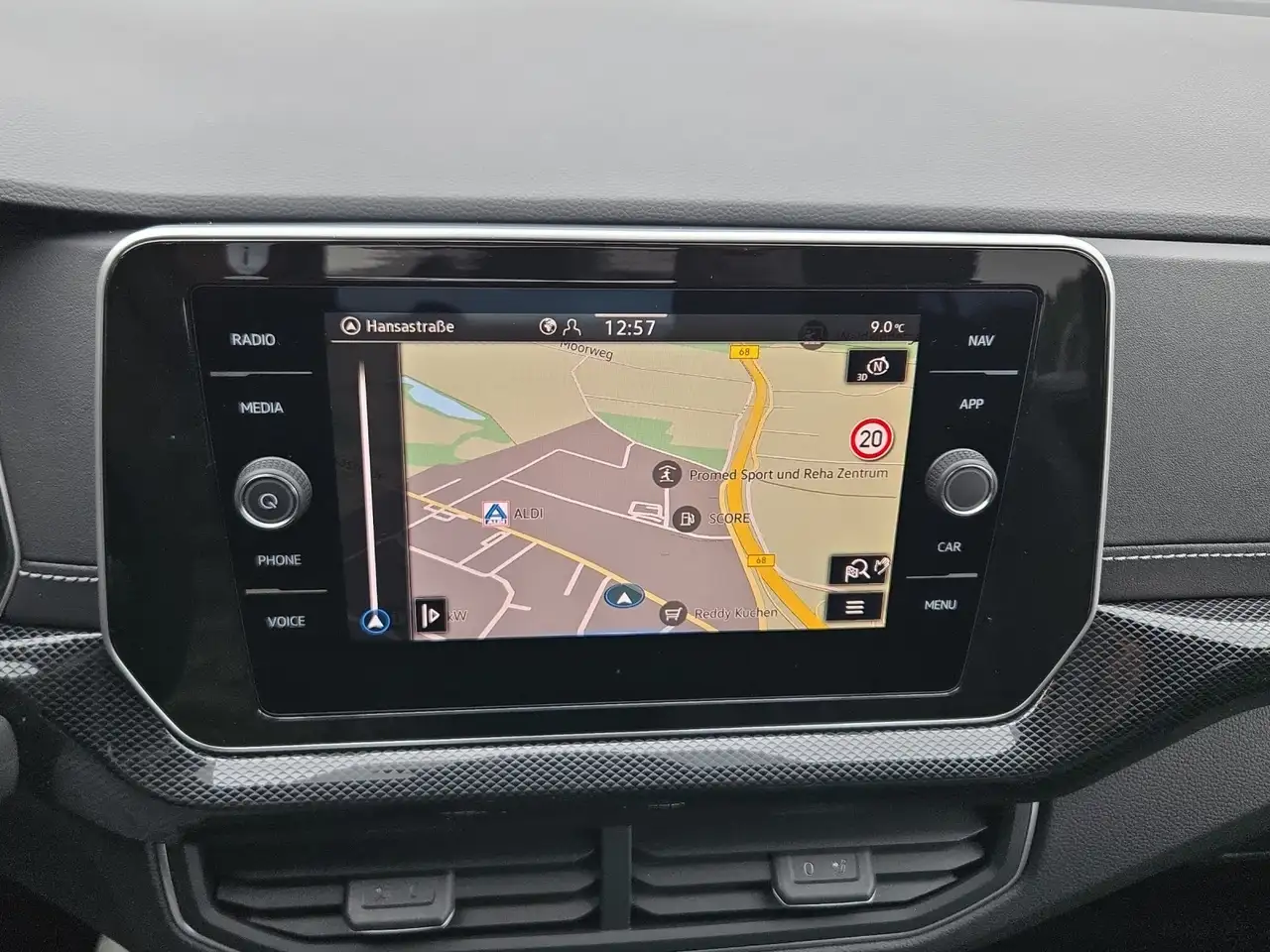 Volkswagen T-Cross 16