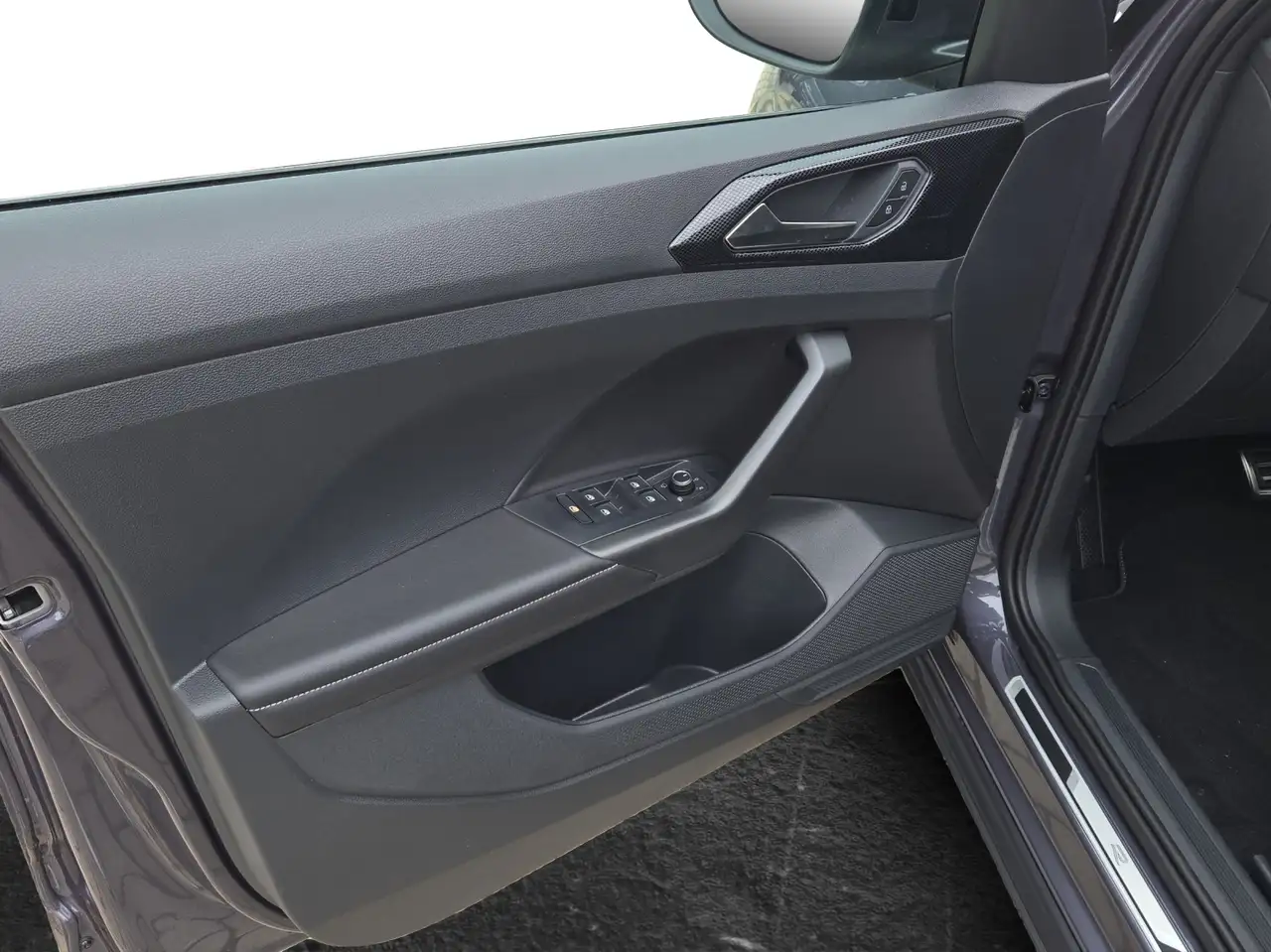 Volkswagen T-Cross 6