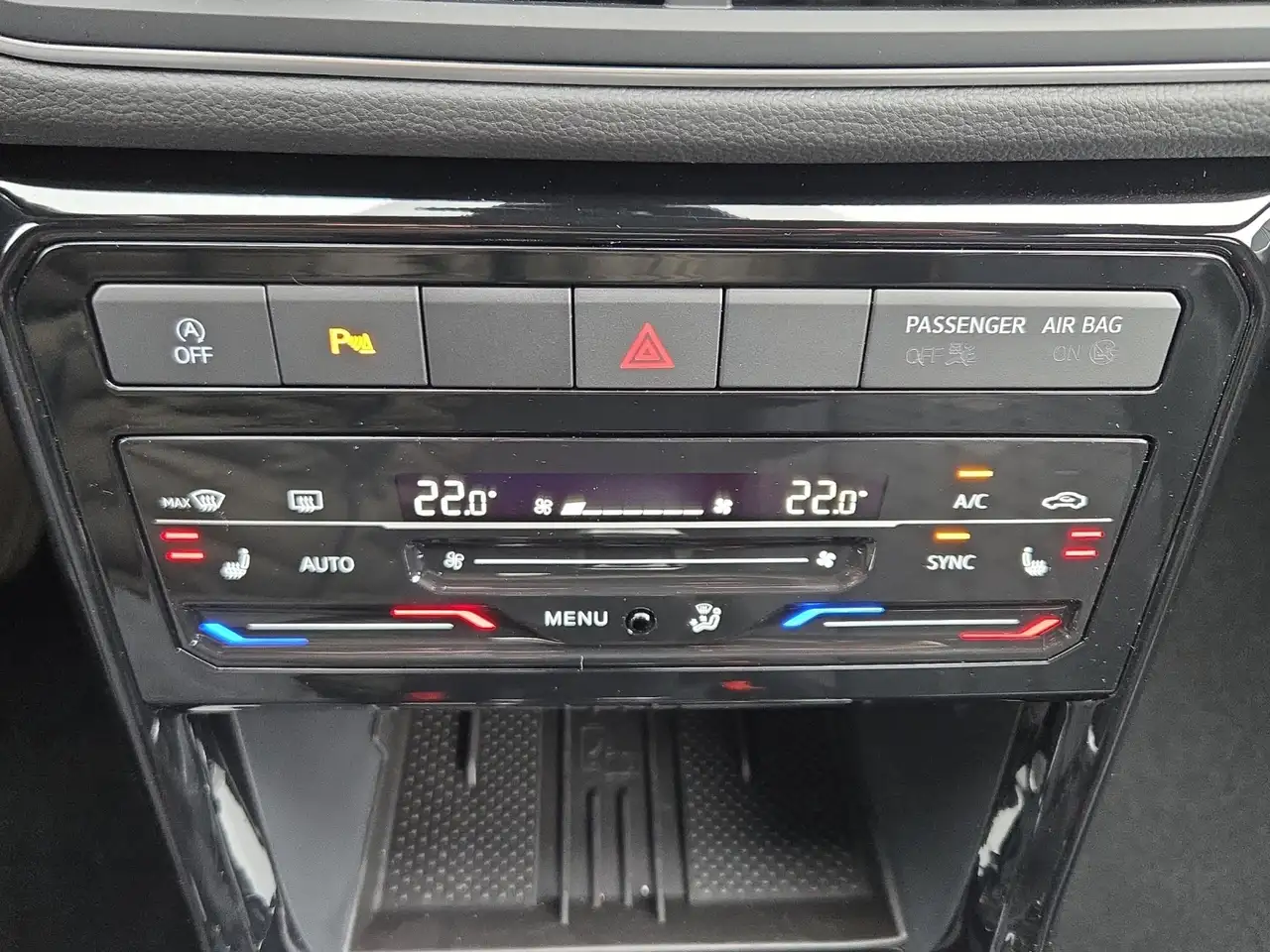 Volkswagen T-Cross 16