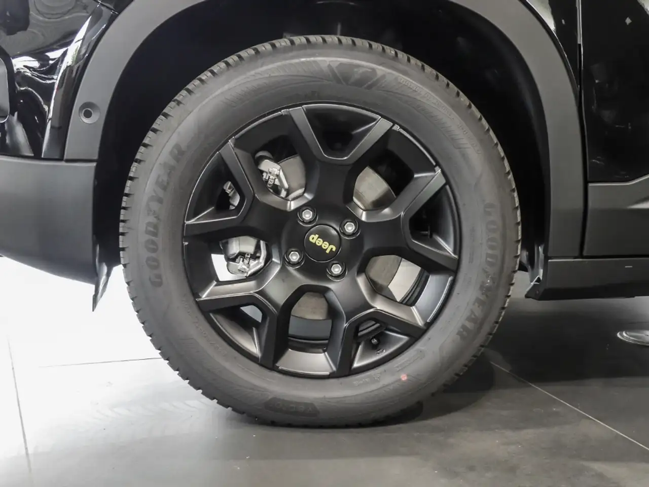 Jeep Avenger 3