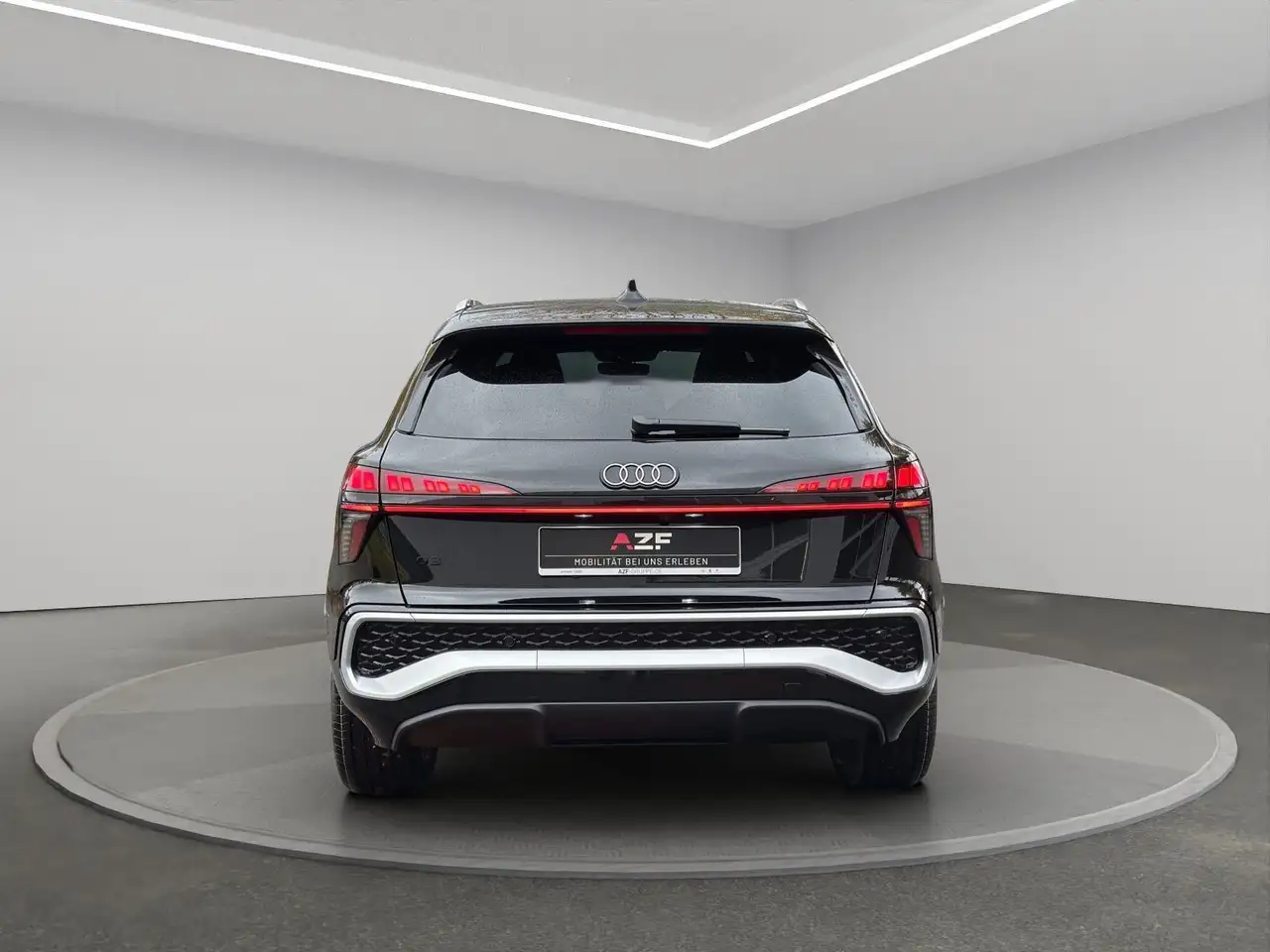 Audi Q3 7