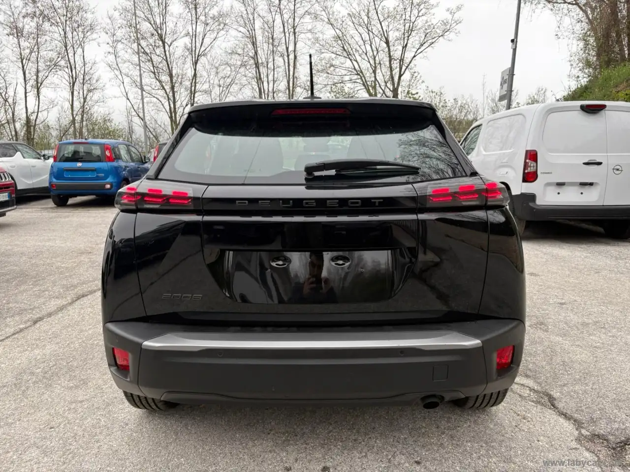 Peugeot 2008 6