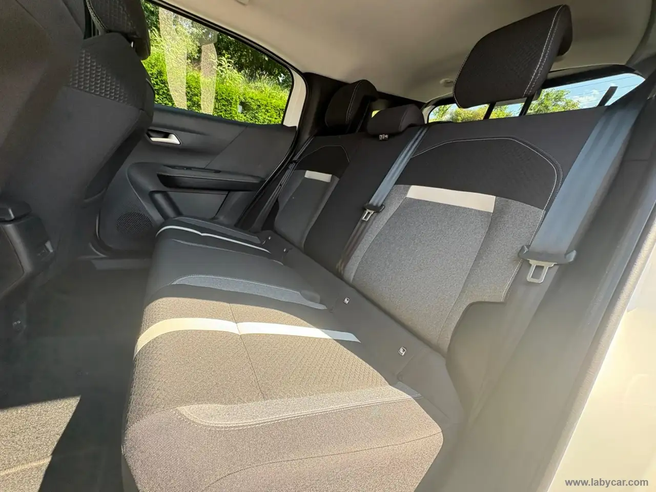 Opel Frontera 12