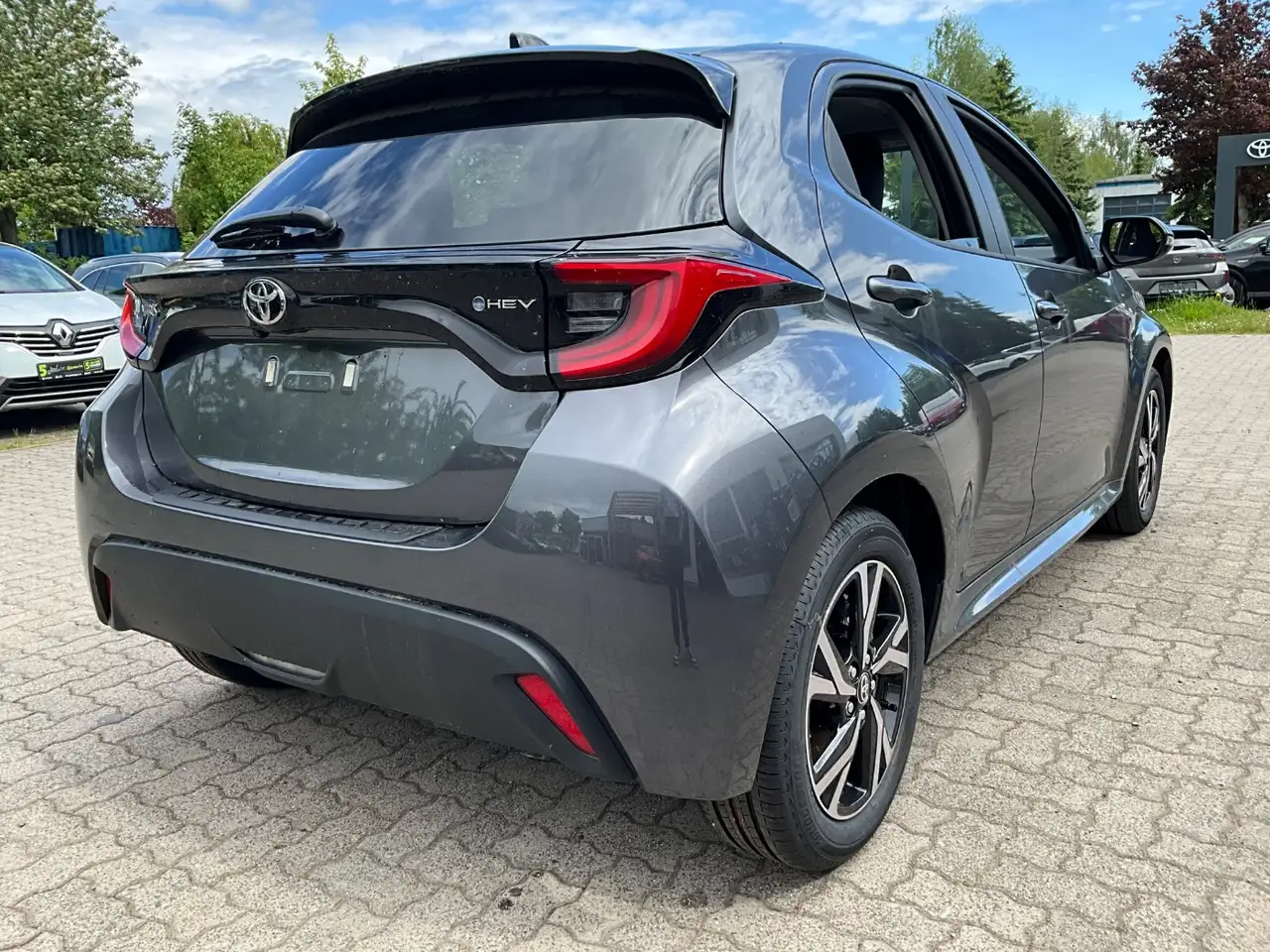 Toyota Yaris 7