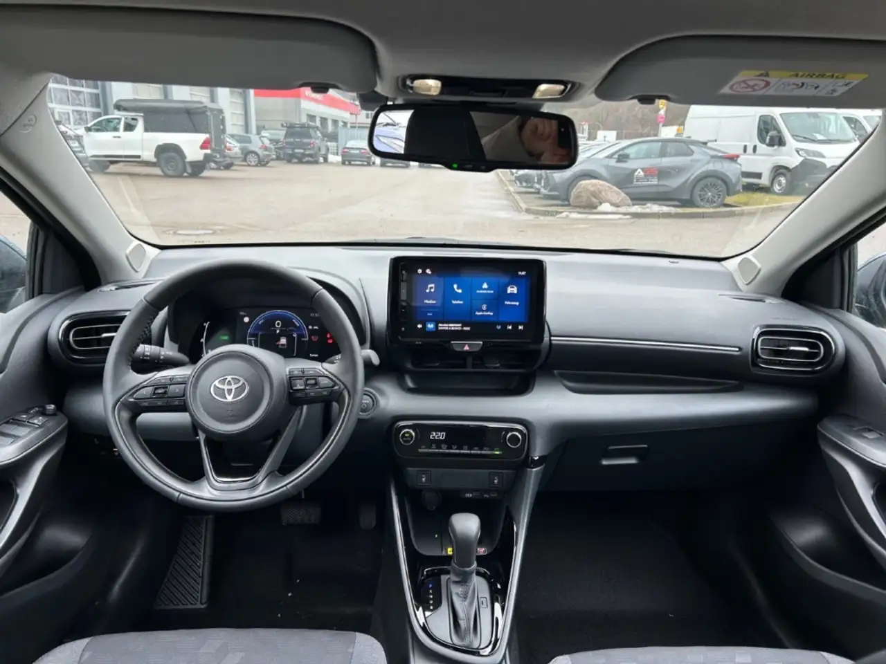 Toyota Yaris 14