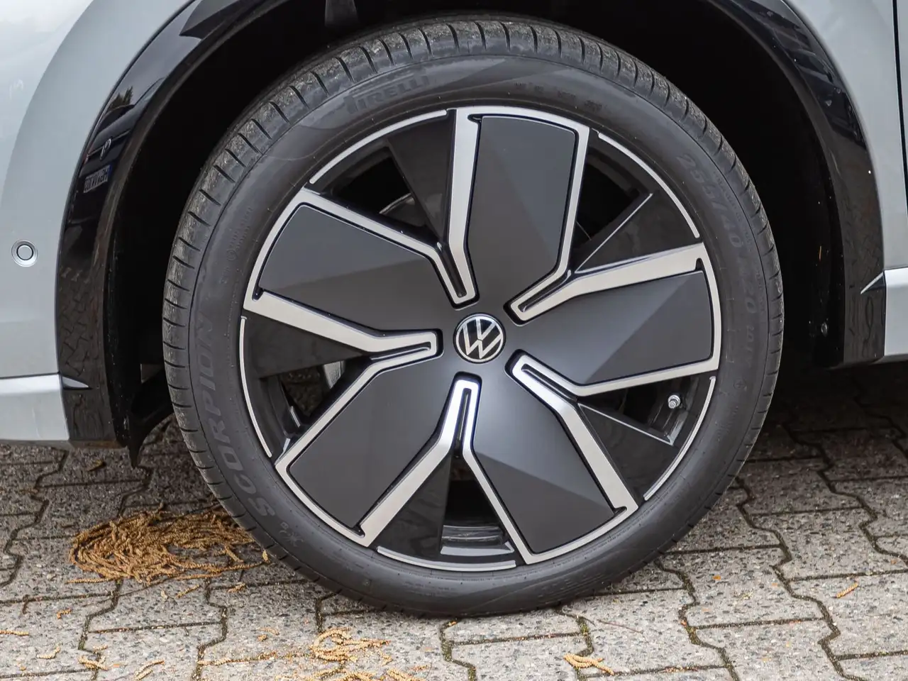 Volkswagen Tiguan 8
