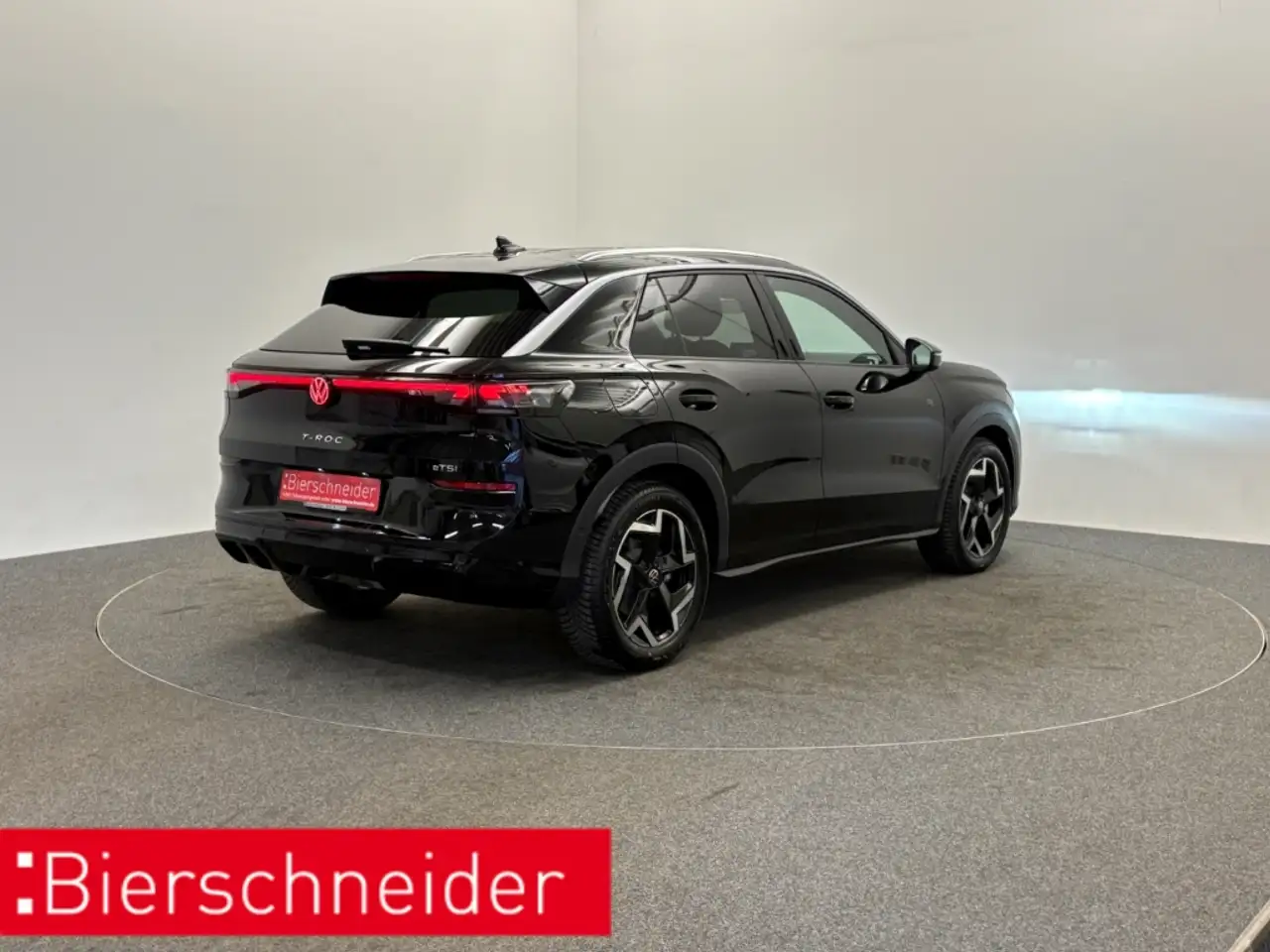 Volkswagen T-Roc 5