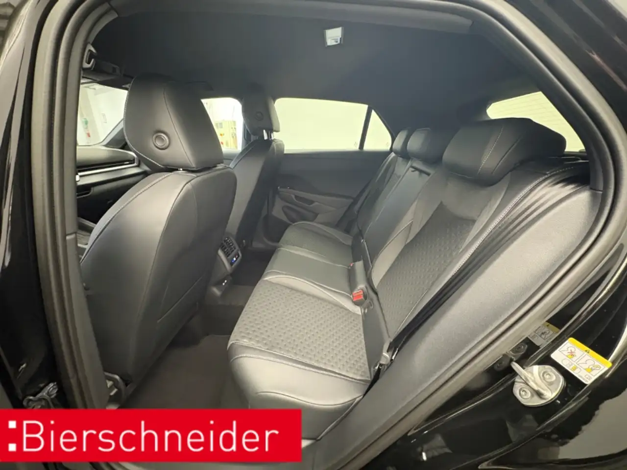 Volkswagen T-Roc 9