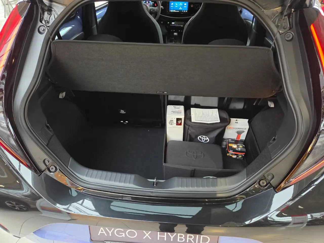 Toyota Aygo X 6
