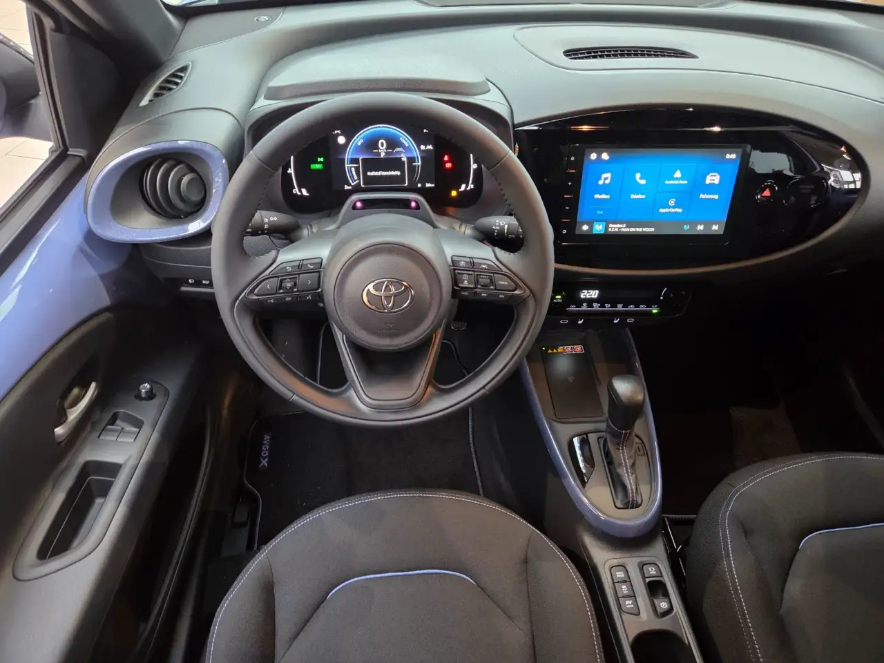 Toyota Aygo X 8
