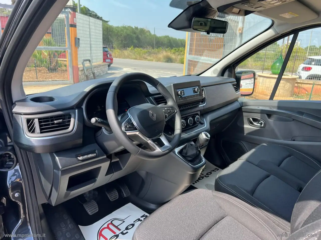 Renault Trafic 9