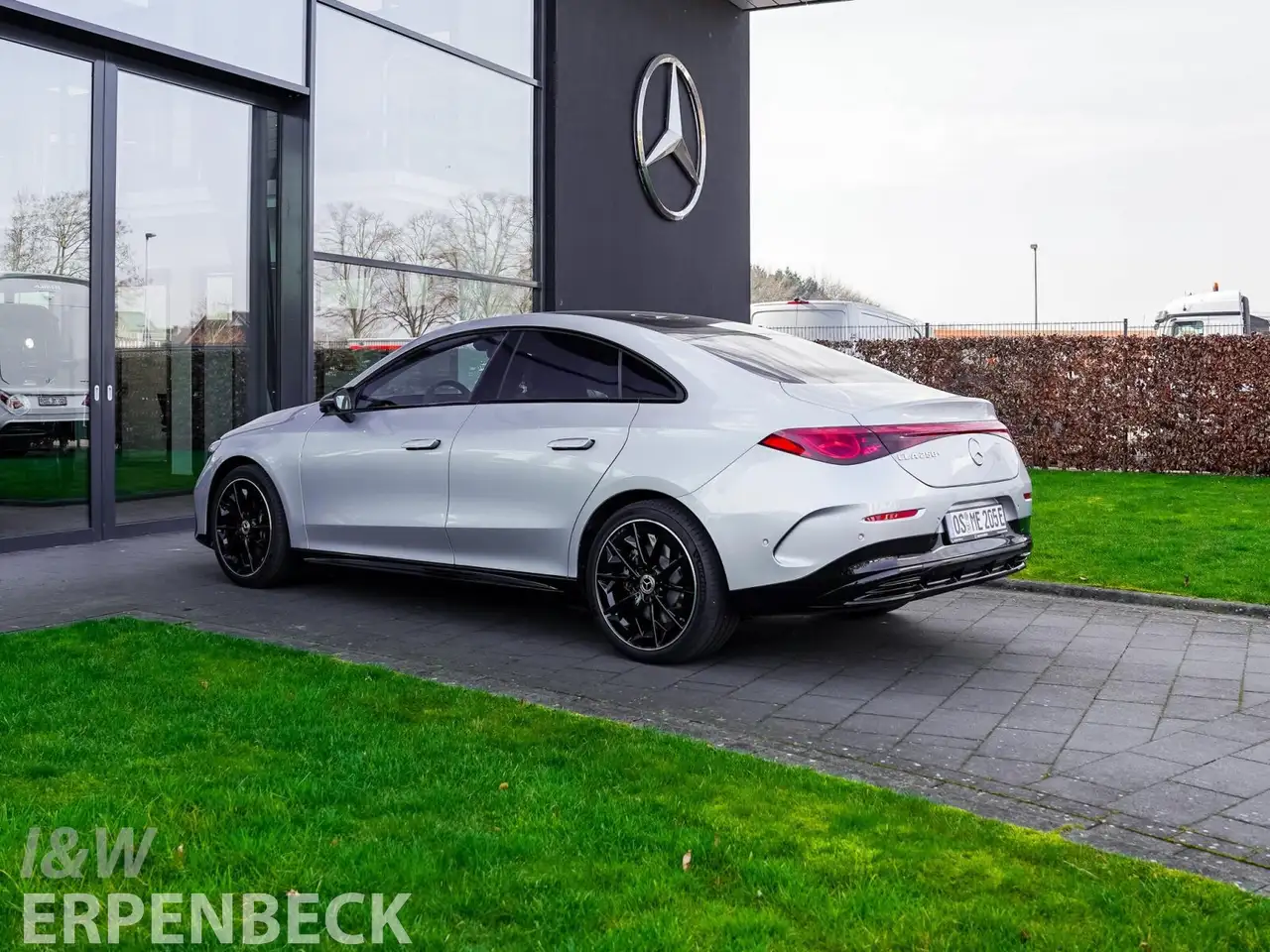 Mercedes-Benz CLA 250 6