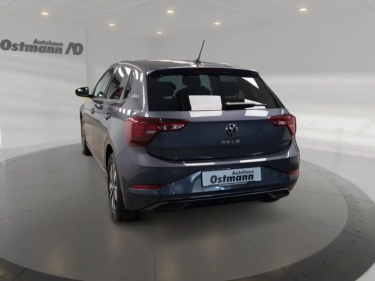 Volkswagen Polo VI 2