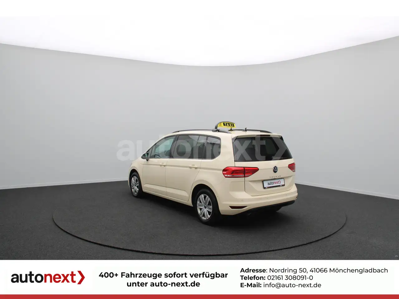 Volkswagen Touran 7