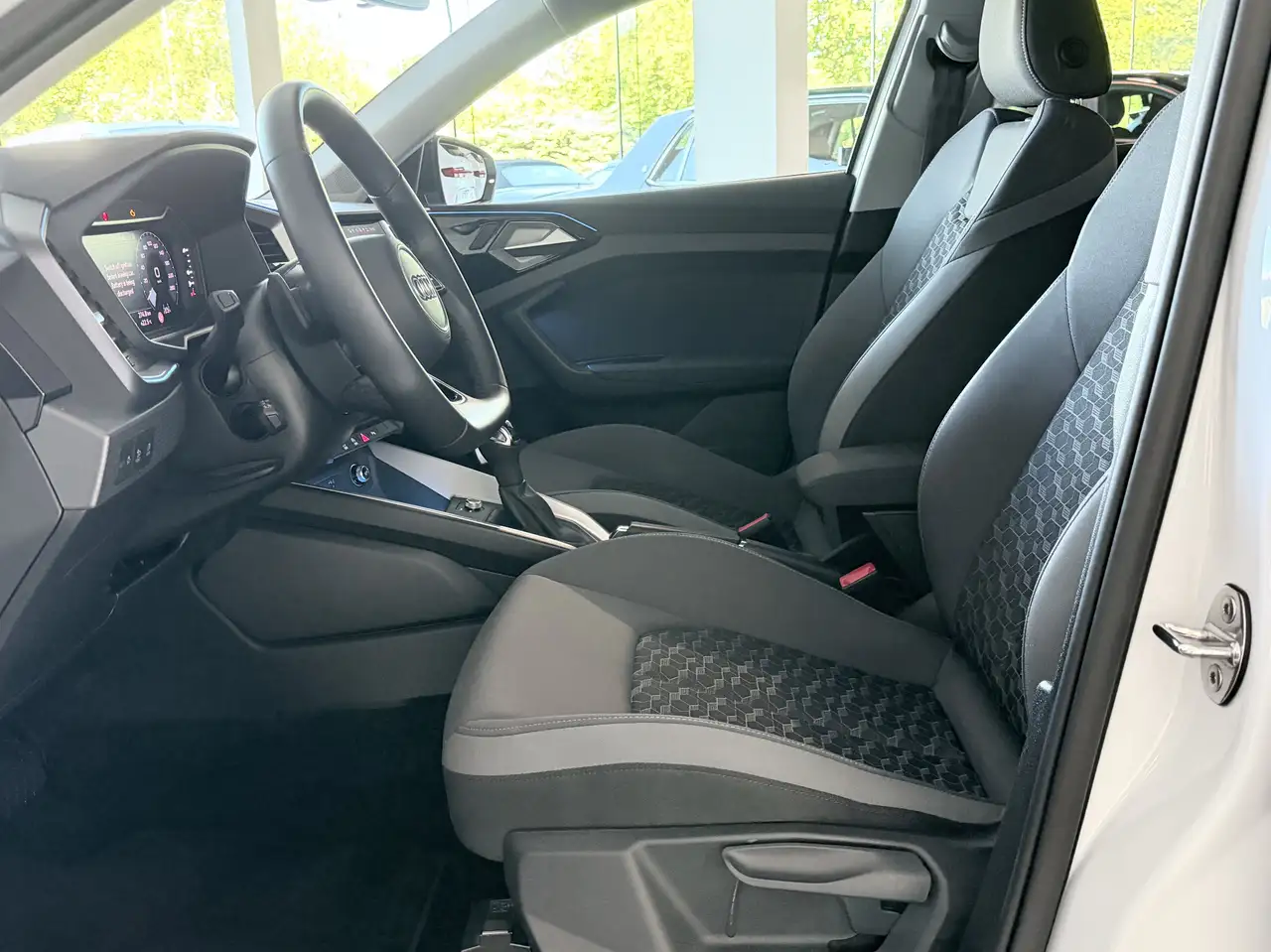 Audi A1 6