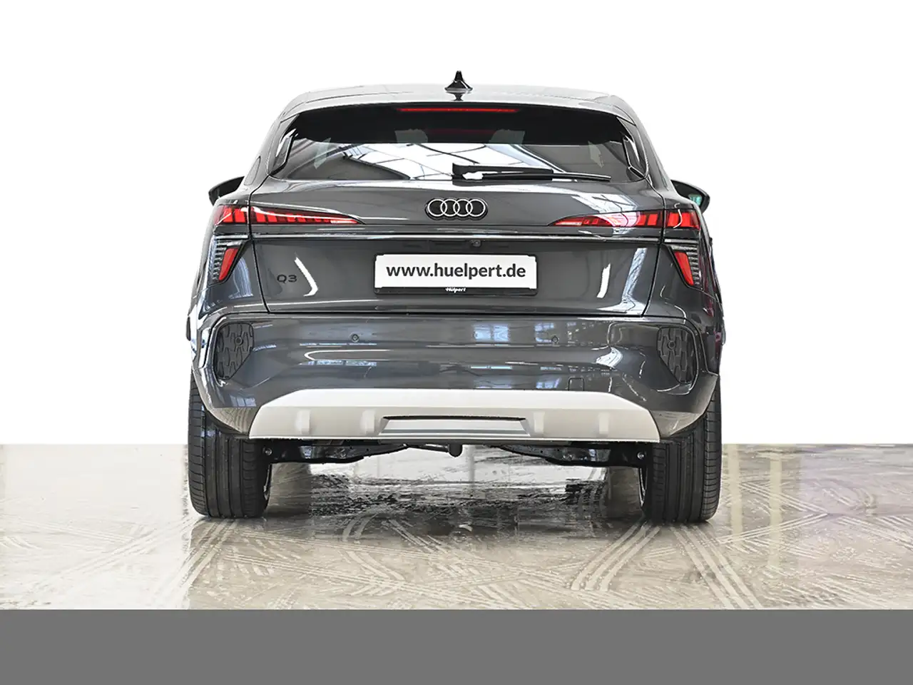 Audi Q3 4