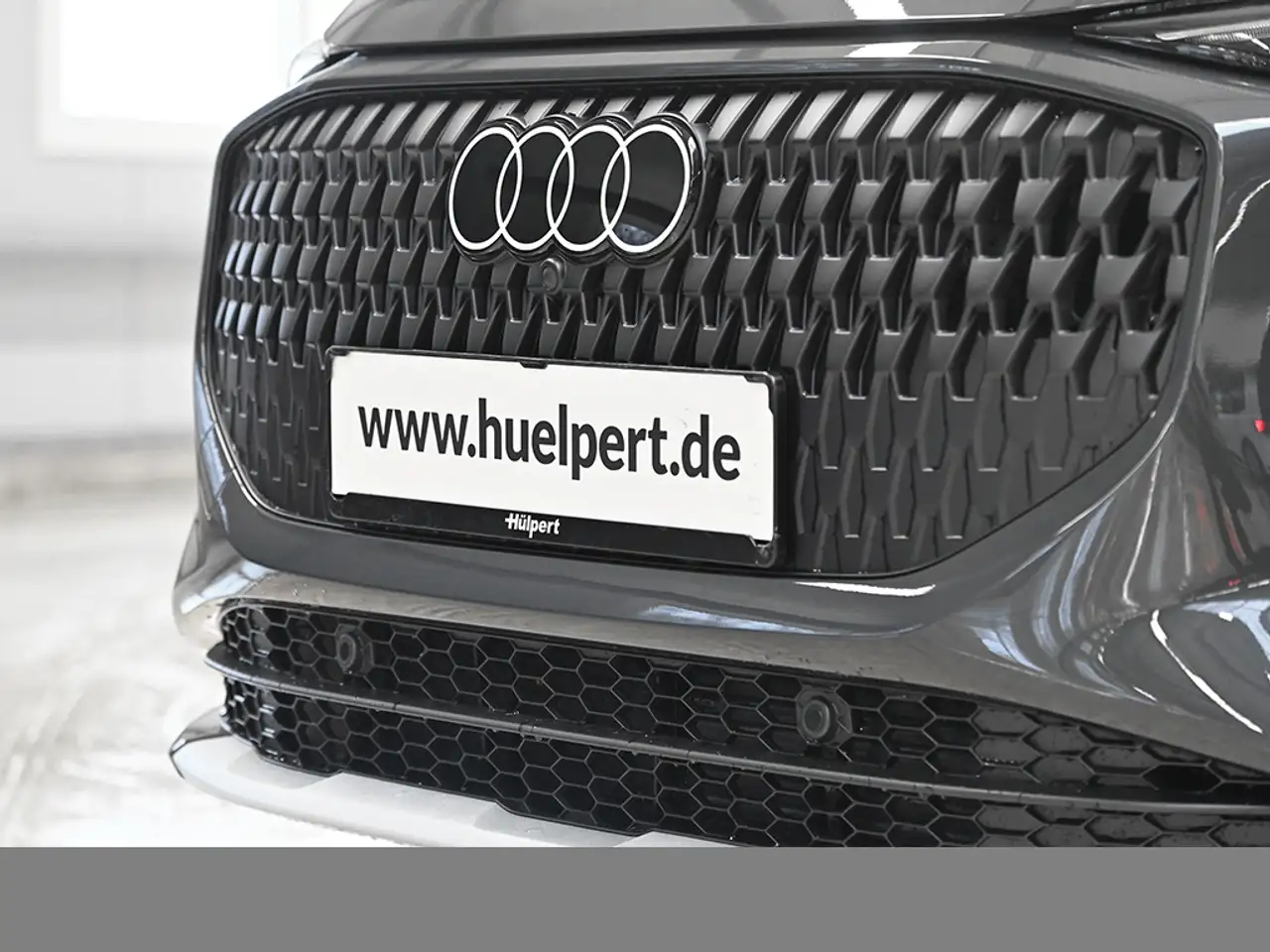 Audi Q3 6