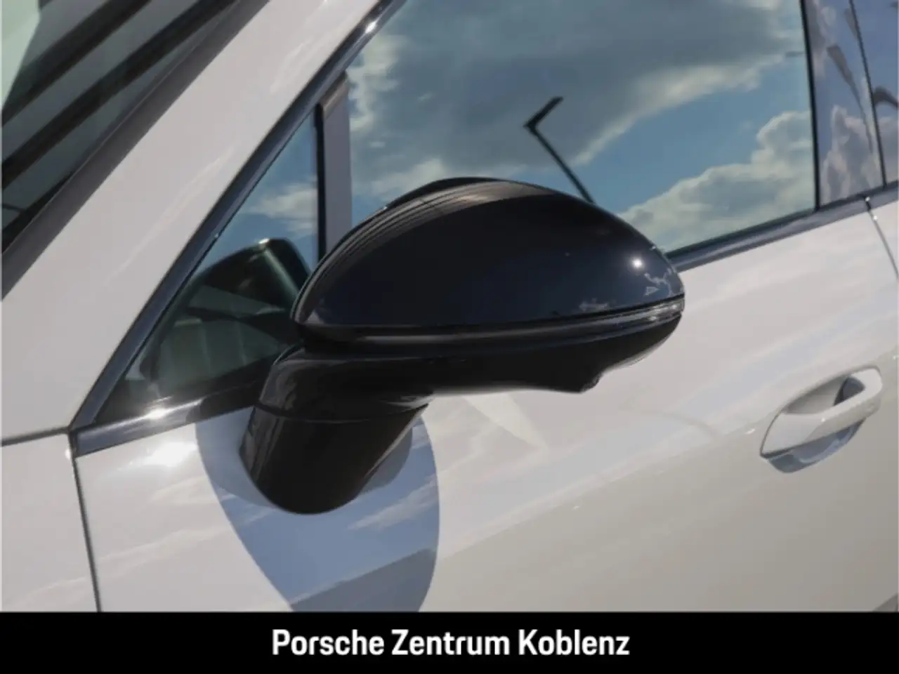 Porsche Macan 9