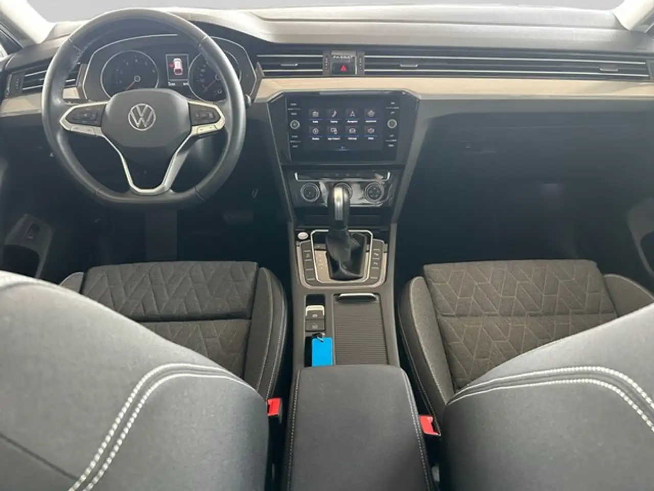 Volkswagen Passat 12