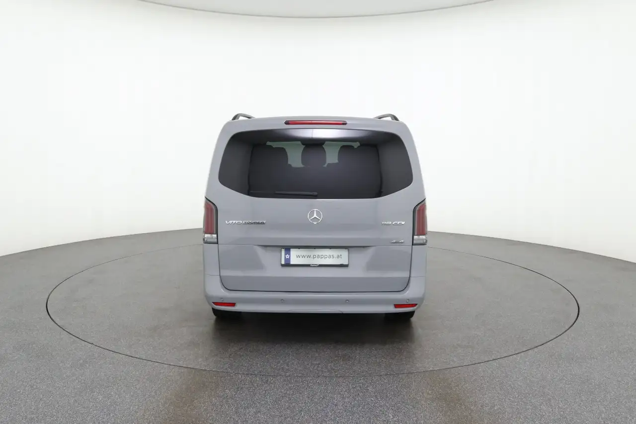 Mercedes-Benz Vito 119 7
