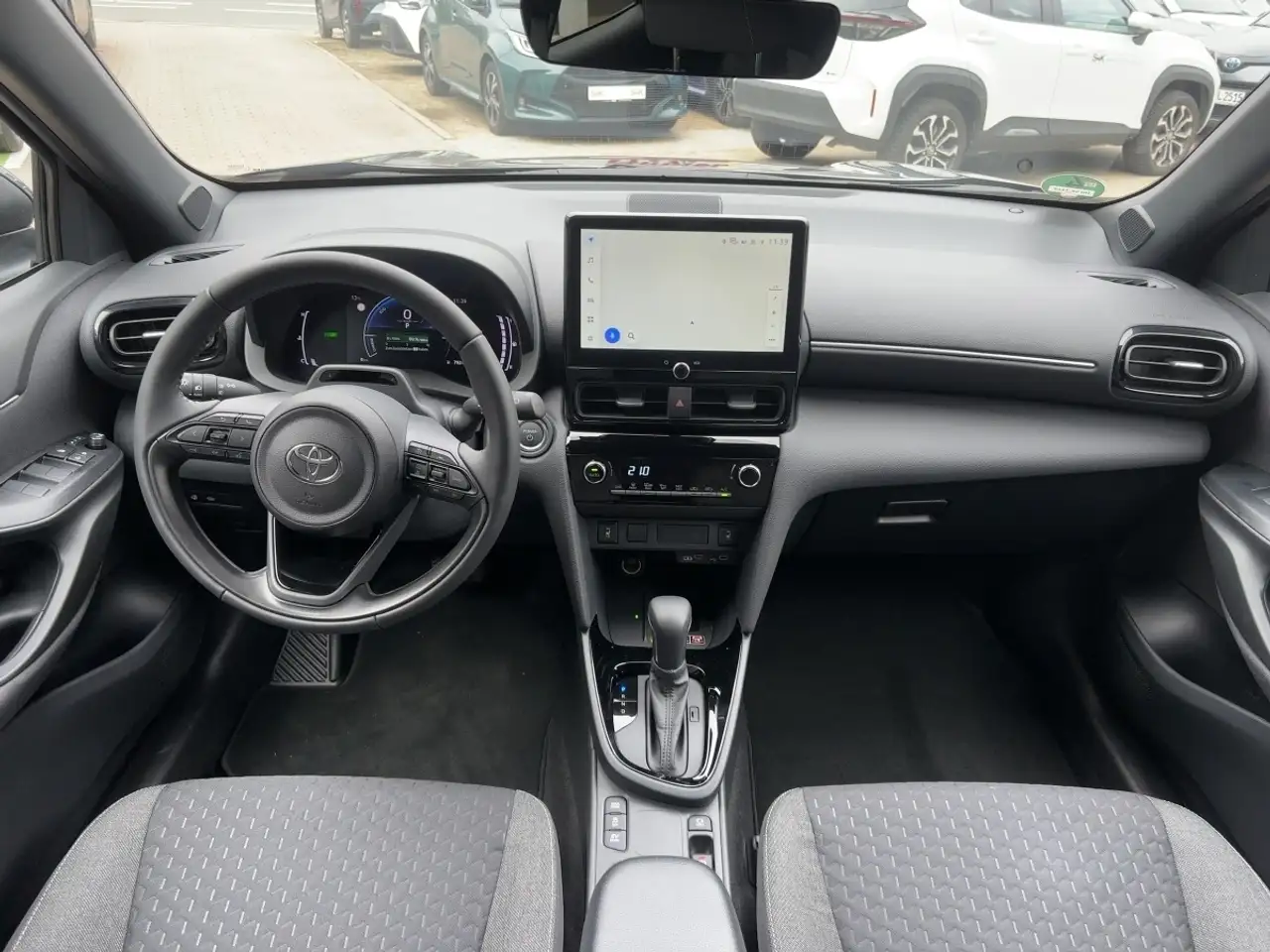 Toyota Yaris 8