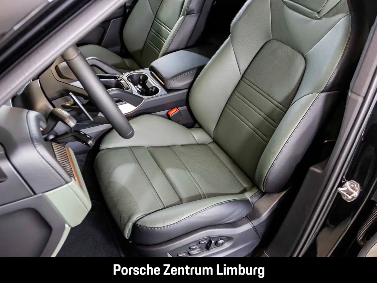 Porsche Cayenne 12